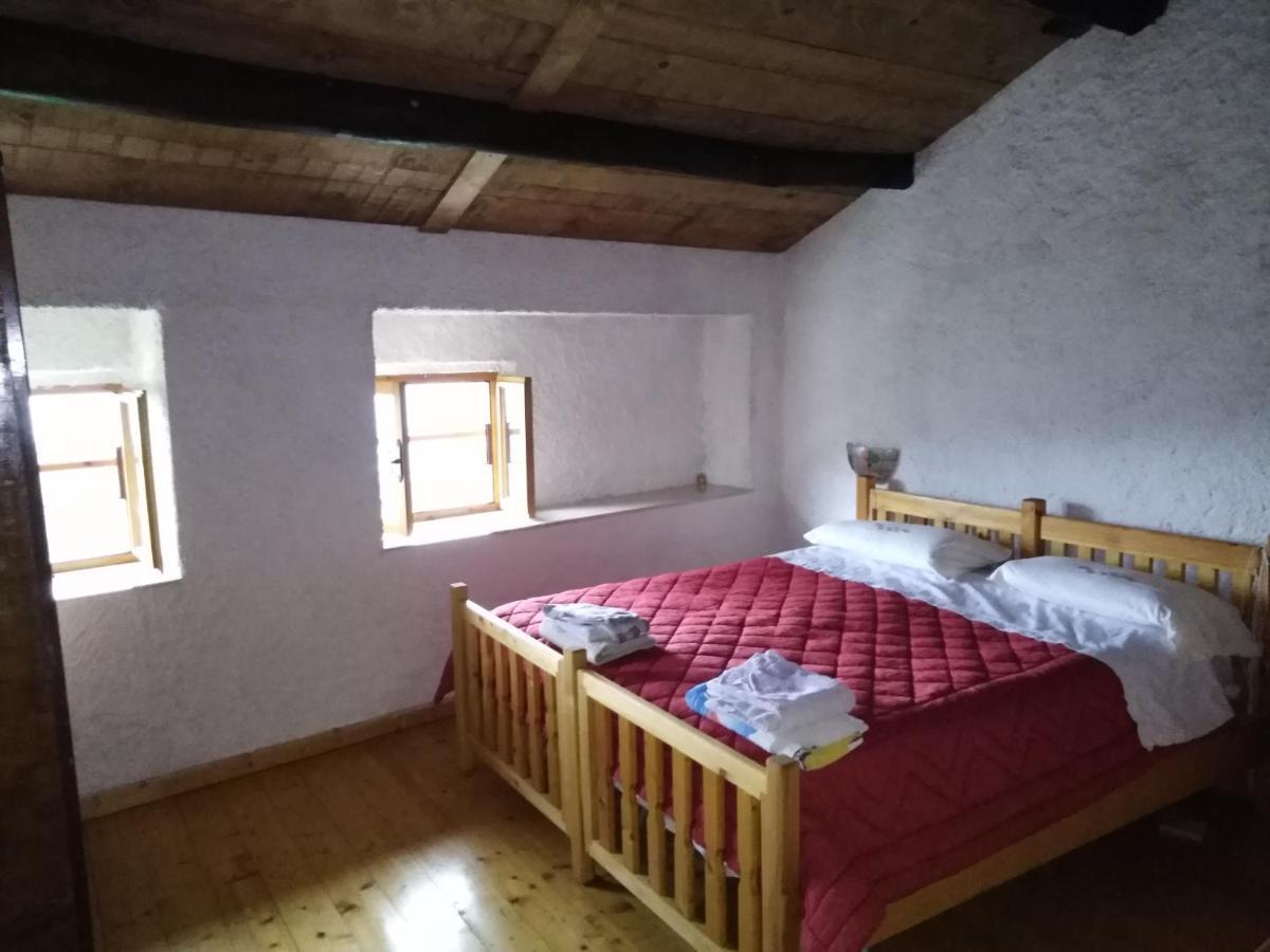 Отель Trekking House Pasubio Валли-дель-Пасубио Экстерьер фото